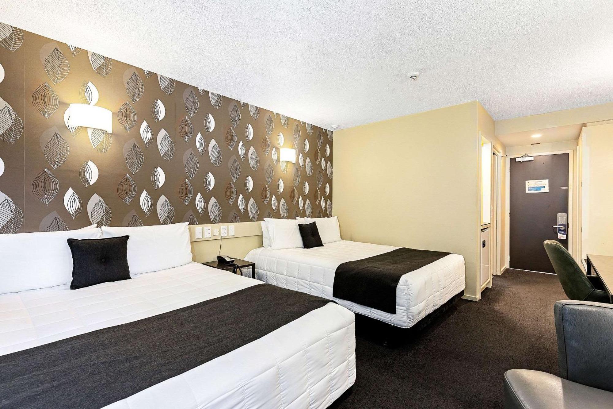 Hotel Elms Christchurch, Ascend Hotel Collection Buitenkant foto