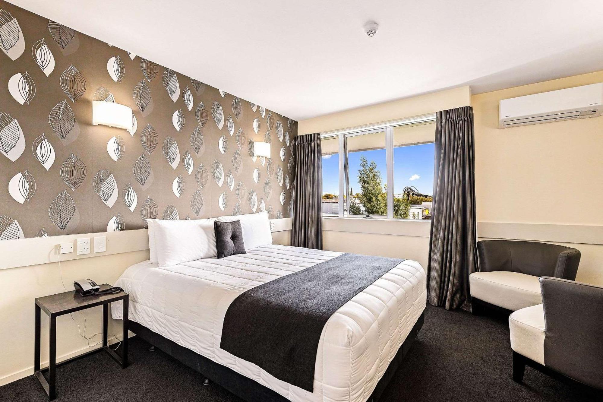 Hotel Elms Christchurch, Ascend Hotel Collection Buitenkant foto