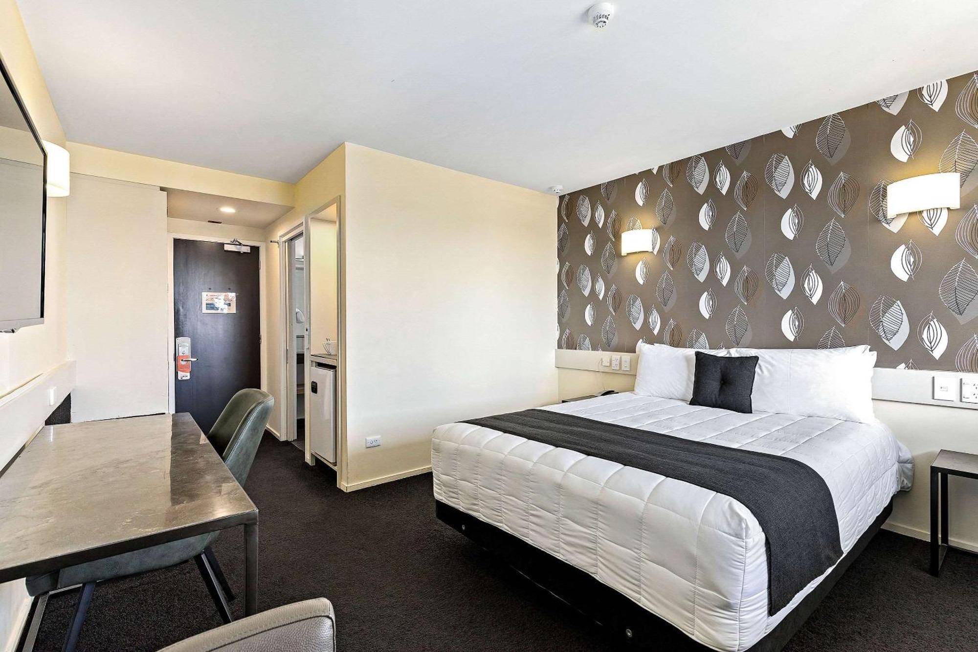 Hotel Elms Christchurch, Ascend Hotel Collection Buitenkant foto