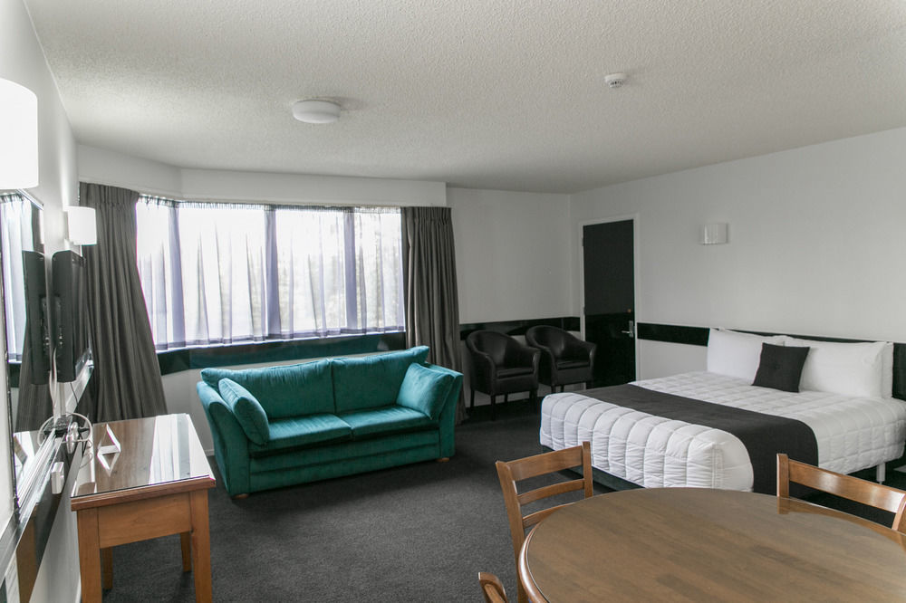 Hotel Elms Christchurch, Ascend Hotel Collection Buitenkant foto